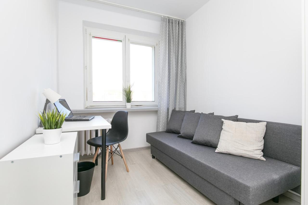 Rooms4less Affittacamere *